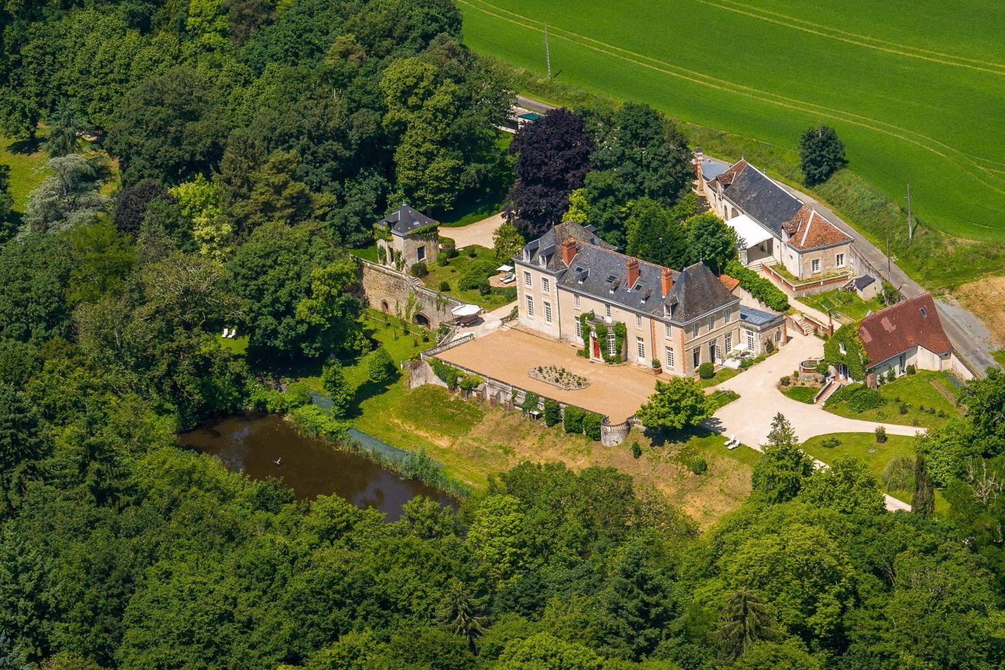 Chateau De La Huberdiere Nazelles-Negron Екстер'єр фото
